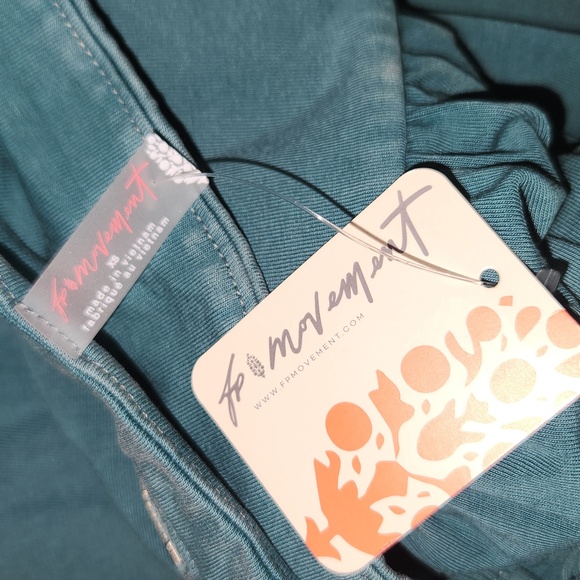 New FP Movement Hot Shot Strappy Onesie Evergreen XS Jumpsuit Free People Green - Picture 10 of 12